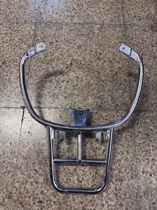 Herraje Cofre Vespa Cromado