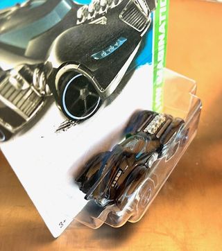 Hot Wheels Batman Arkham Asylum Batmobile