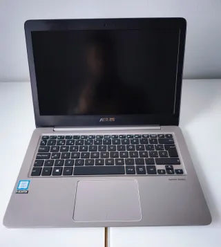 Portátil Asus ZenBook UX310u i5 SSD