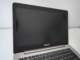 Portátil Asus ZenBook UX310u i5 SSD
