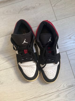 Jordan 1 Low Negro Rojo Blanco