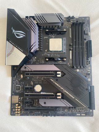 Placa Base Asus ROG Strix X570-F Gaming