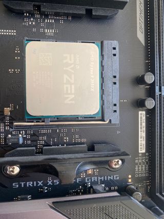 Placa Base Asus ROG Strix X570-F Gaming