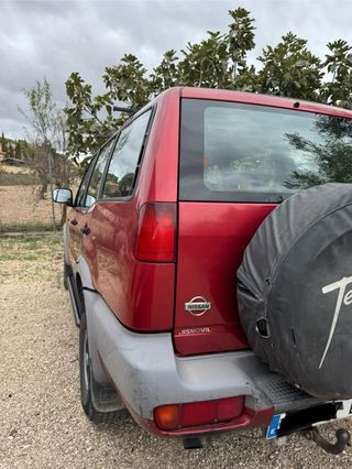 Nissan Terrano II 1998