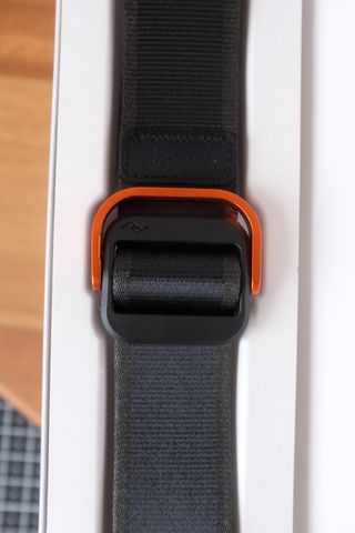 Peak Design Slide Lite x Carryology Correa Camara