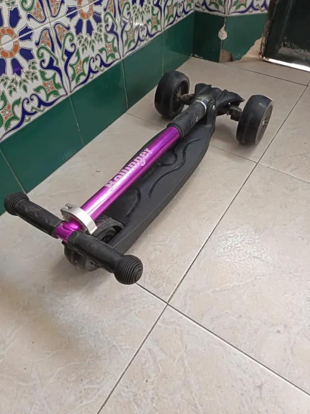 Patinete 3 ruedas morado