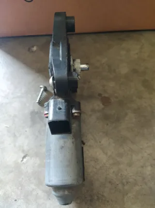 Motor Elevalunas Mercedes W203 Izquierdo