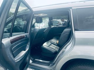 Mercedes-Benz  GL 2010