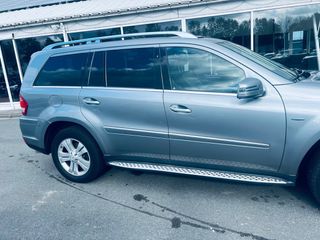 Mercedes-Benz  GL 2010
