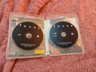 Película Focus DVD + Blu-Ray + Copia Digital