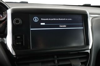 Peugeot 208 1.2 PureTech Signature