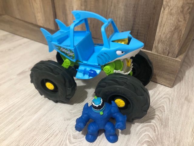 Héroes of Goo Jit Zu Vehículo Lanzador