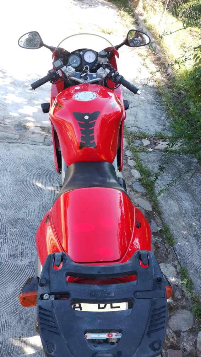 Honda VTR 1000cc o cambio x furgoneta o moto trail