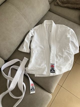 Kimono Judo/Taekwondo Daedo Talla 110 Bl 3-4 años