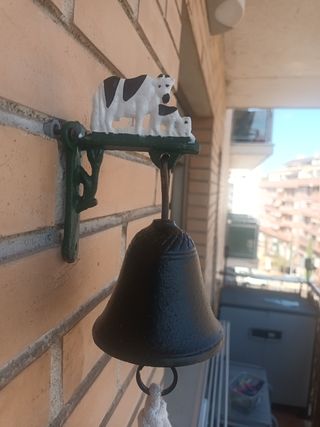 FUCINA DI CAMPANE PER MUCCHE E VITELLI