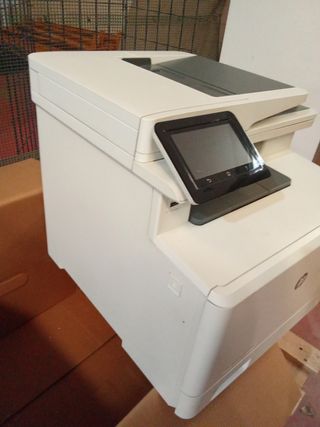 Impresora HP LaserJet Pro M477