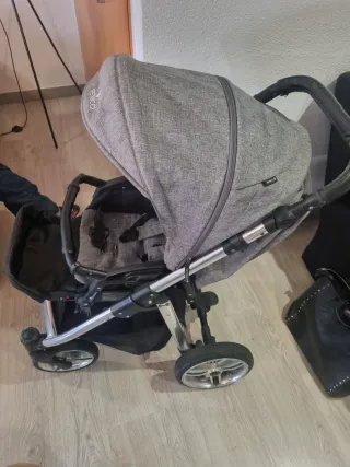 Carrito Bebé Venicci con silleta
