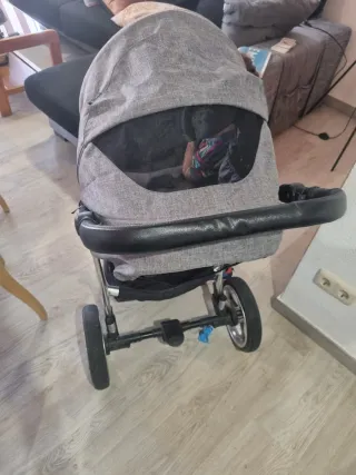 Carrito Bebé Venicci con silleta