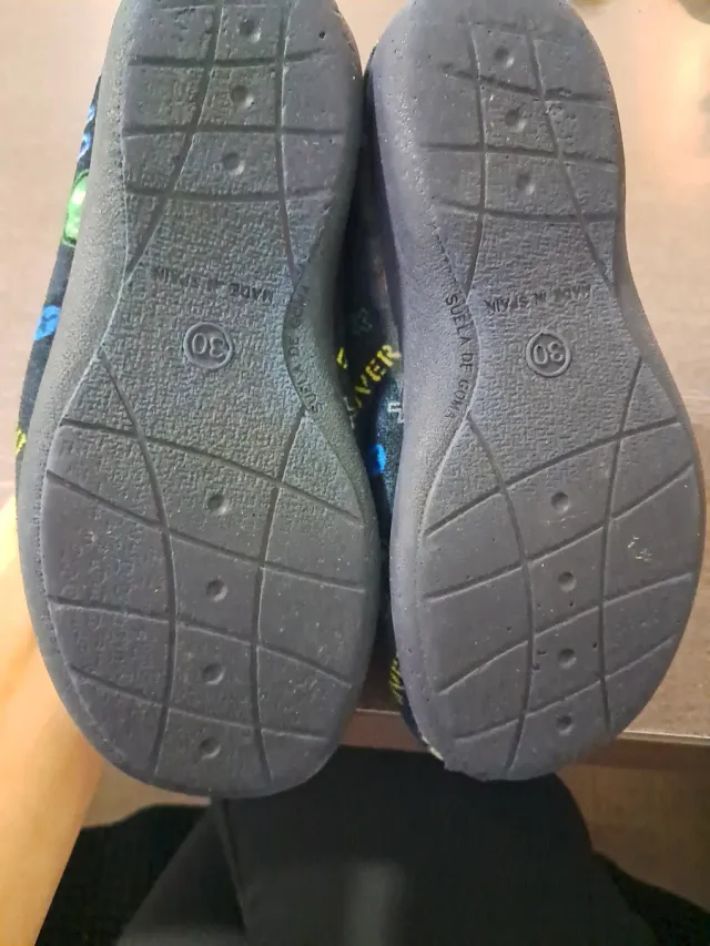 Zapatillas casa niño videojuegos 30