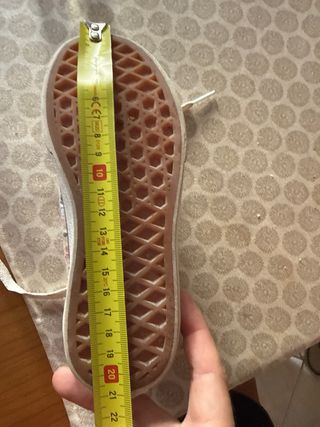 Vans Criança  Tamanho 30.5  Floral estimados