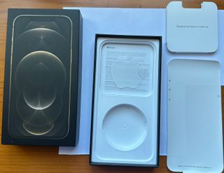 Caja iPhone 12 Pro Max