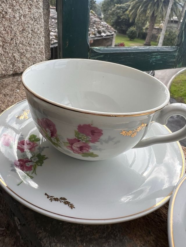 Juego de 2 tazas grandes con plato, porcelana