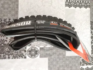Maxxis Aggressor 29x2.30 Neumático MTB Tubeless Re