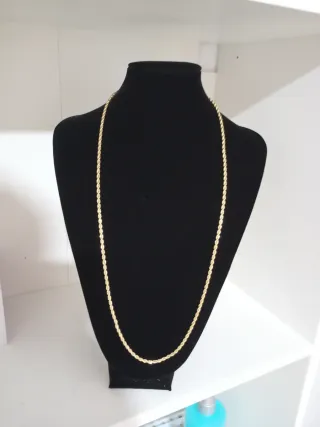 Cadena de oro estilo soga