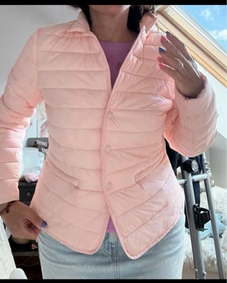 Chaqueta rosa acolchada