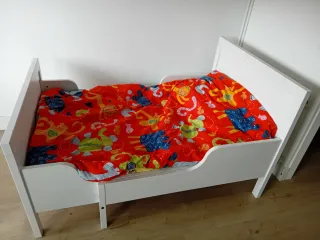 Cama extensible blanca IKEA Sundvik