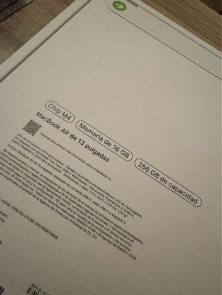 MacBook Air 13 M4 2025