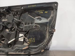 ELEVALUNAS DELANTERO DERECHO FORD FIESTA (CBK) 8A