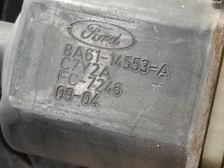 ELEVALUNAS DELANTERO DERECHO FORD FIESTA (CBK) 8A