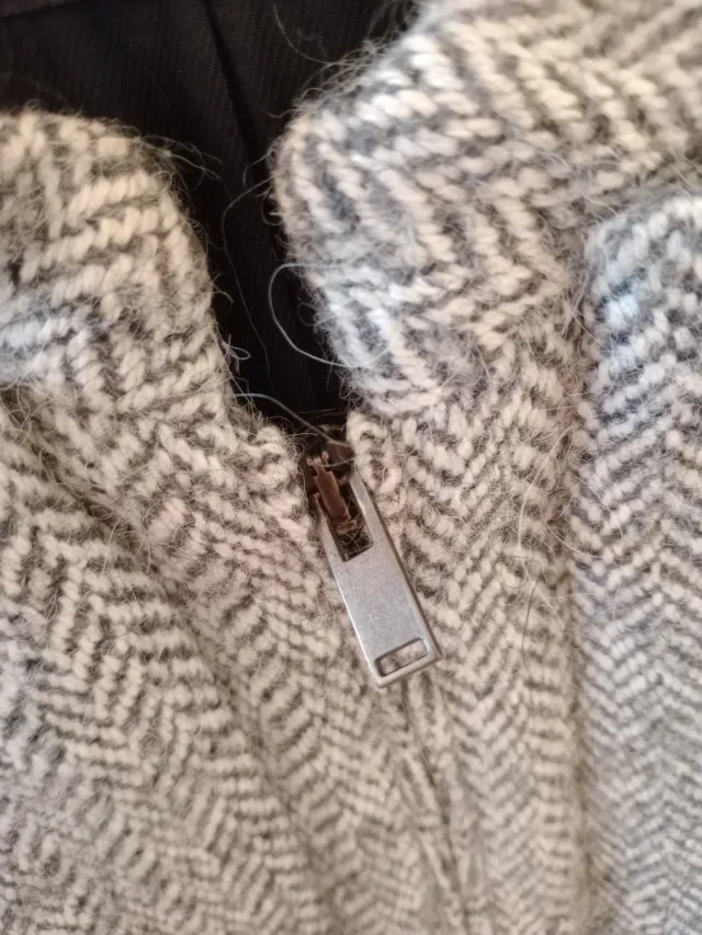 Abrigo Zara militar gris