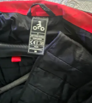 Chaqueta Alpinestars Negra y Roja