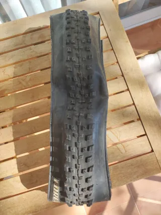Neumático Maxxis Forecaster 29x2.35
