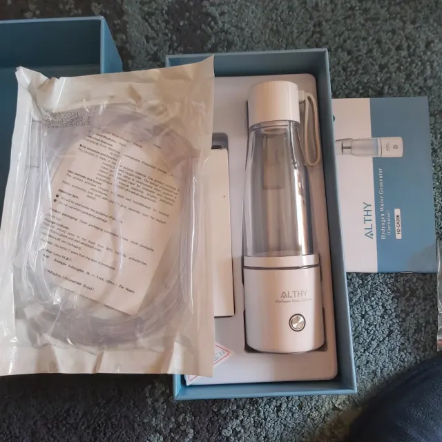 Botella Hidrogenador de Agua Portátil ALTHY