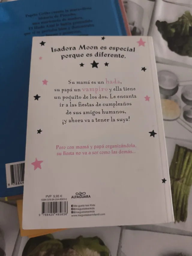 Isadora Moon celebra su cumpleaños / Isadora Mo...