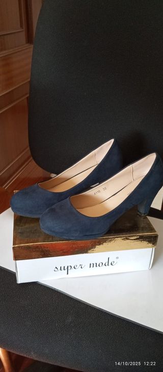 Zapatos de tacón azul talla 38