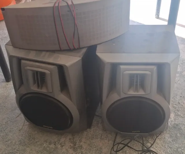 3 Altavoces Aiwa no se si funcionan