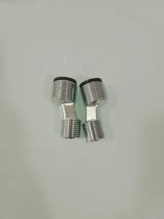 2 conectores de tubería