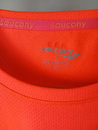 Camiseta deportiva Saucony naranja