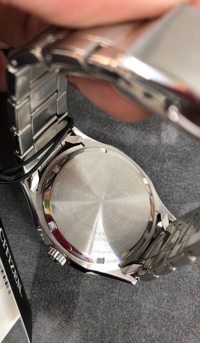 Reloj Citizen Eco-Drive Plateado