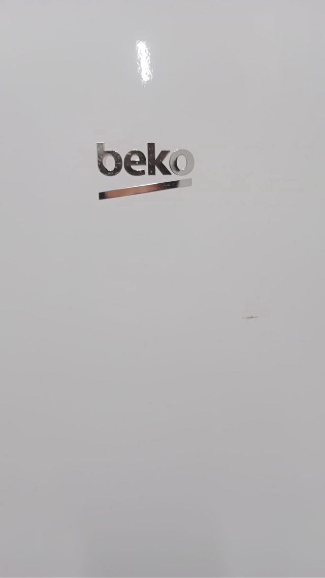 Nevera Beko 1,85m con garantía