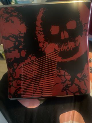 Xbox 360 Gears of War Edición Especial + 2 mandos