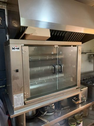 Asador de pollos MCM