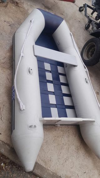 Barca hinchable neumática