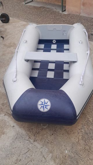 Barca hinchable neumática