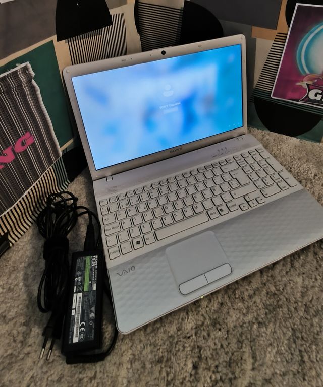 PORTATIL PC SONY VAIO/AMD+128GB SSD + 6GB RAM