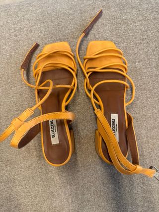 Sandalias De las Cuevas Naranja Talla 37